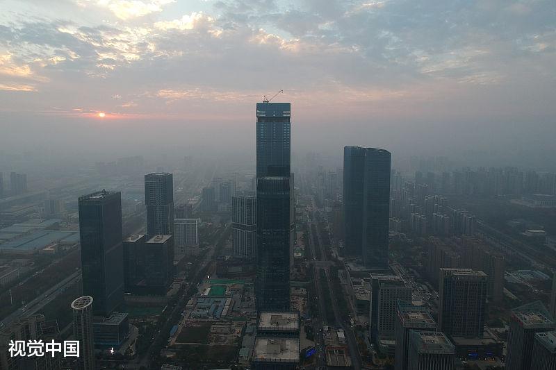 风口上的西安楼市: 落后超百万人, 炒房客趁虚而入, 市场却悄然转冷