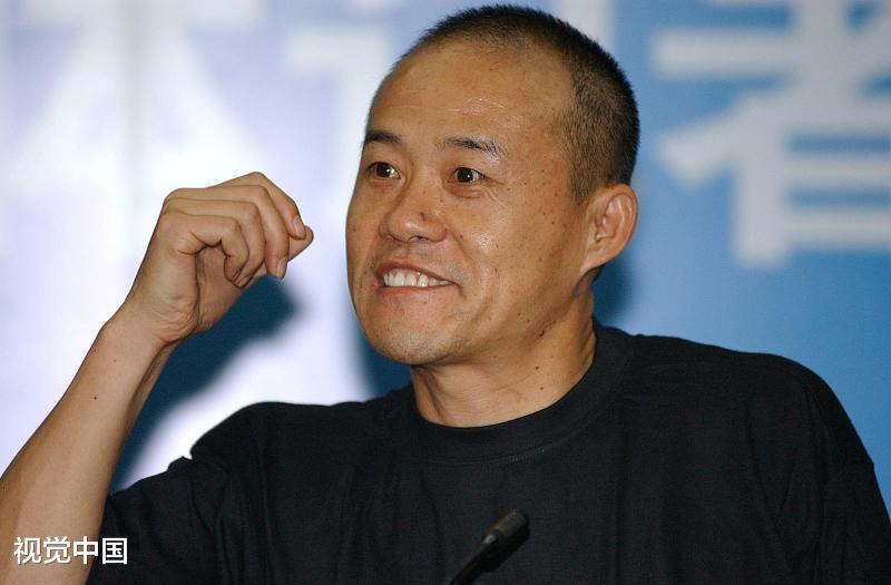 王健林剥离地产, 李嘉诚再次劝诫别炒房! 王石发出意味深长的警告