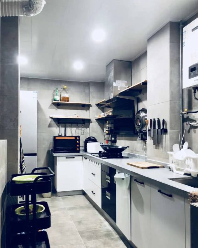 大白墙无吊顶，这套120㎡新房太温馨实用了！第一套房就照着装