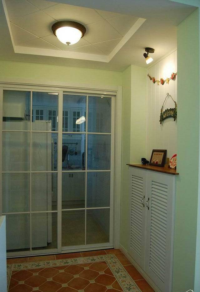 OKE家的玄关鞋柜这样弄，美观还漂亮！