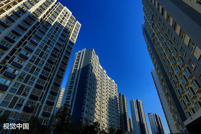 王健林剥离地产, 李嘉诚再次劝诫别炒房! 王石发出意味深长的警告