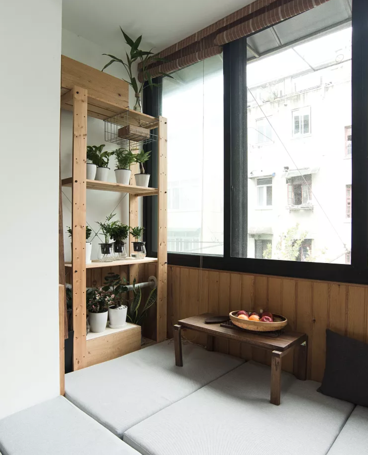 陽臺改“箱床”，不買沙發，自制燈具！她的家充滿“煙火氣”