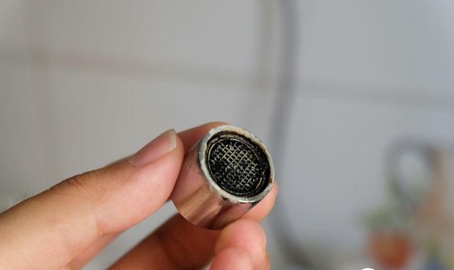 水龙头里的起泡器是什么? 听了老师傅的话才知道起泡器这么重要!
