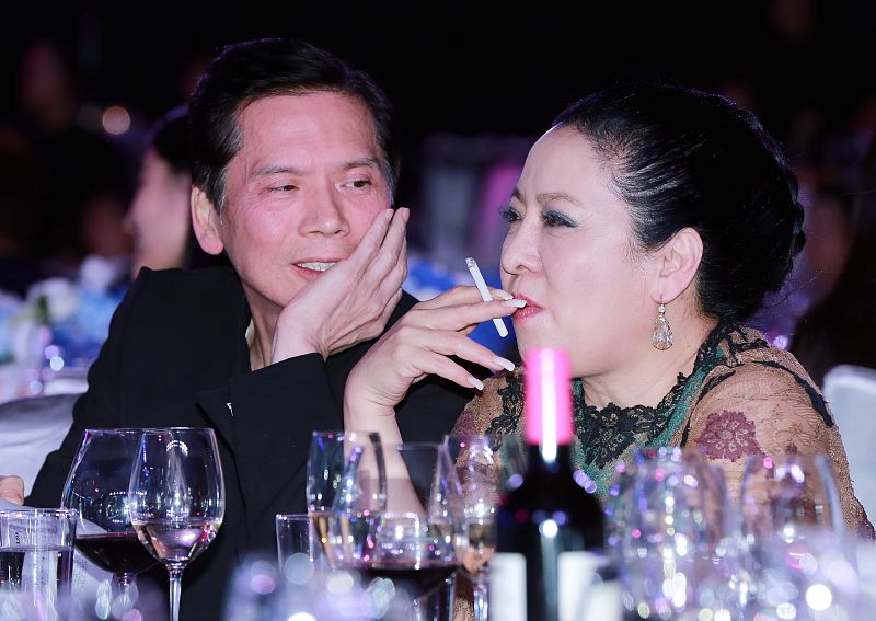 向华强|北京90年代最猛混混，追着向华强打到深圳，一把刀硬闯浙江村