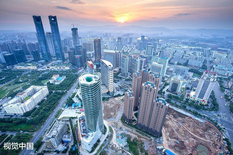 江西樓市的選擇題：南昌單核房價帶不動，贛州、九江、宜春有點虛