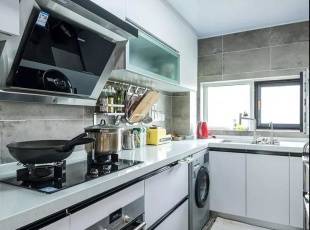 还在为厨房布局头疼？看看OKE家是怎么做的