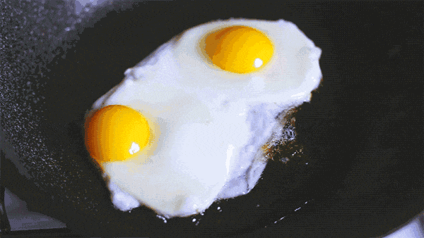 荷包蛋总是煎不成形状,那是你少了这一步!