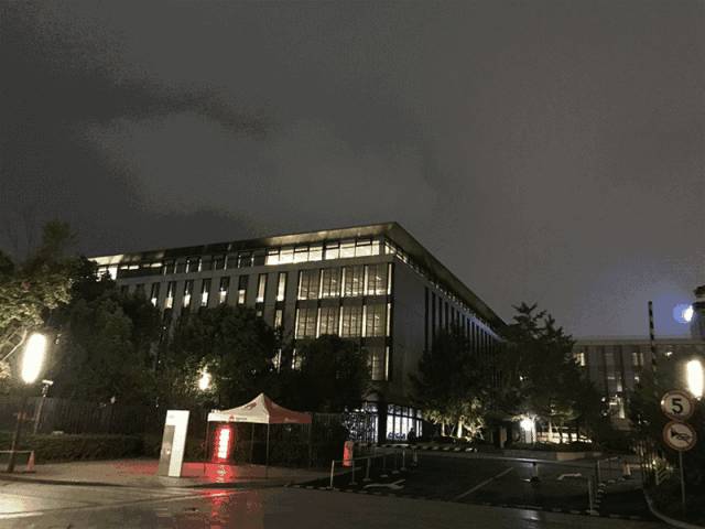 你知道腾讯、阿里、华为到底是几点下班？