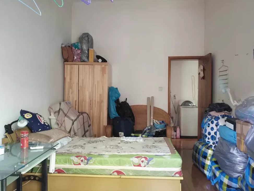 71㎡山景房，全屋只刷大白墻，完工反而耐看極了！經典又大氣！