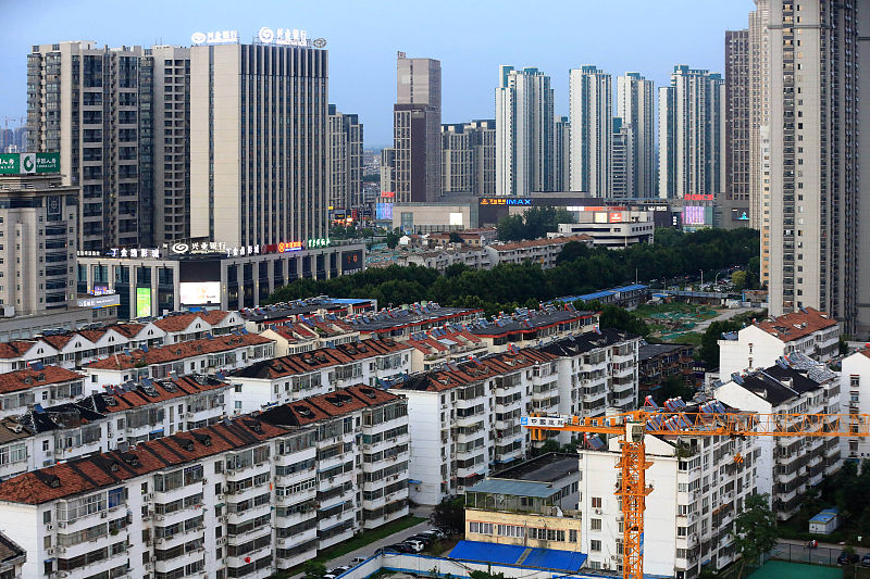 楼市被“揭穿”！七月有两个“独特”现象，与2013、2016年相似