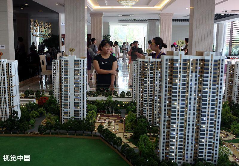 專家：舉債買房透支購買力！春節觀影人次、餐飲、旅游收入均下滑