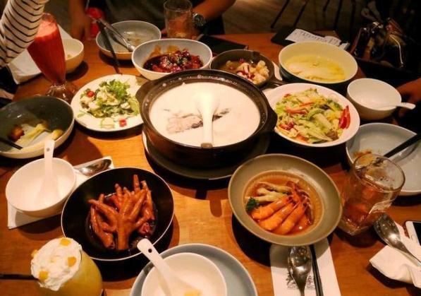 东北人，四川人和上海人同时请你吃饭，你会去哪一家吃呢？