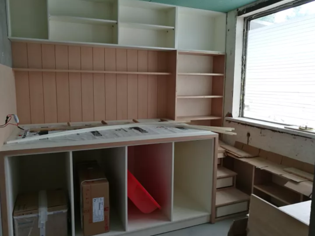 老公硬给卫生间设“2个门”，请木工打全屋柜子！入住才知睿智！