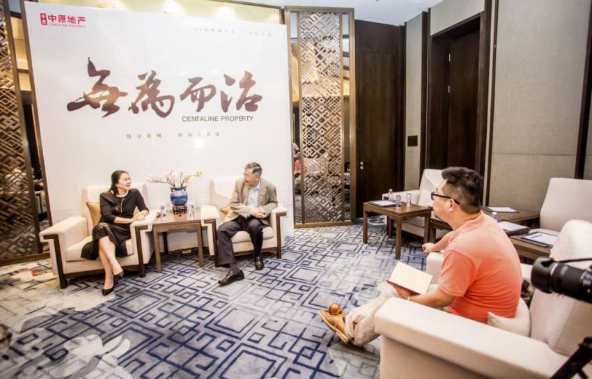 凤凰房产专访——中原集团创始人兼主席施永青