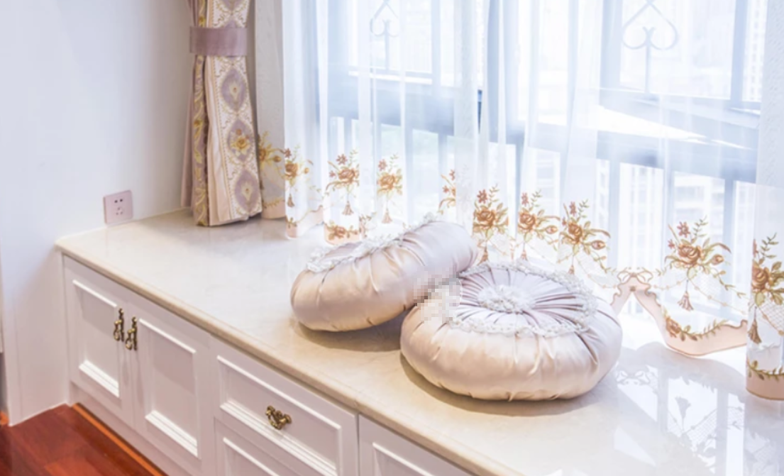 220㎡豪宅，全屋貼“大理石”，一進客廳就被迷住了！太漂亮了！