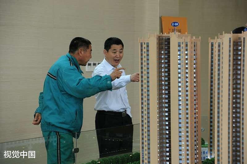 高房價拖累生育？人口學家：中國房價本應世界最低，生男孩壓力太大