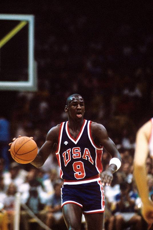 迈克尔·乔丹▲为什么乔丹身体对抗感觉并不吃亏?