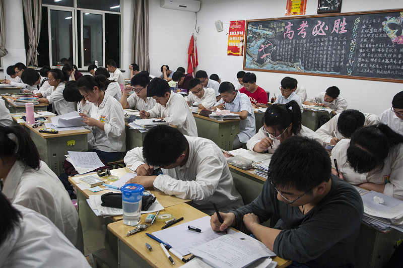 招生|专科分数有机会上本科院校,但成功的概率很小