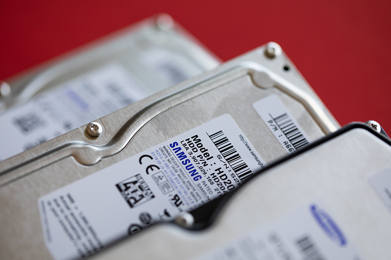 |国产硬盘和内存和外国厂商对比，差距需要正视