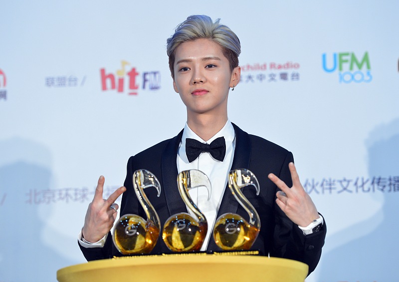 「鹿晗」红过却糊了的4位明星:李易峰鹿晗德不配位,最后1位纯属意外