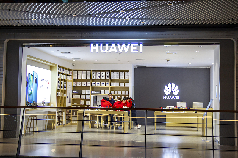 [华为]华为口碑最好的一款手机，用过的都成了“钉子户”，好用到不想换