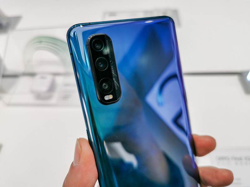 |2020过去的大半年内，哪些国产旗舰手机做的比较成功？