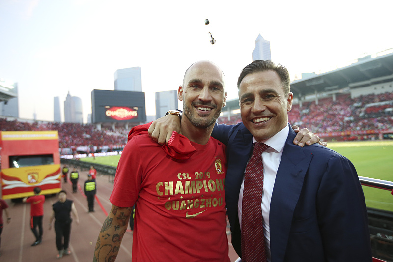 「广州恒大」恒大又迎来新队长！曾被传闻不受卡帅待见，如今用行动击碎谣言