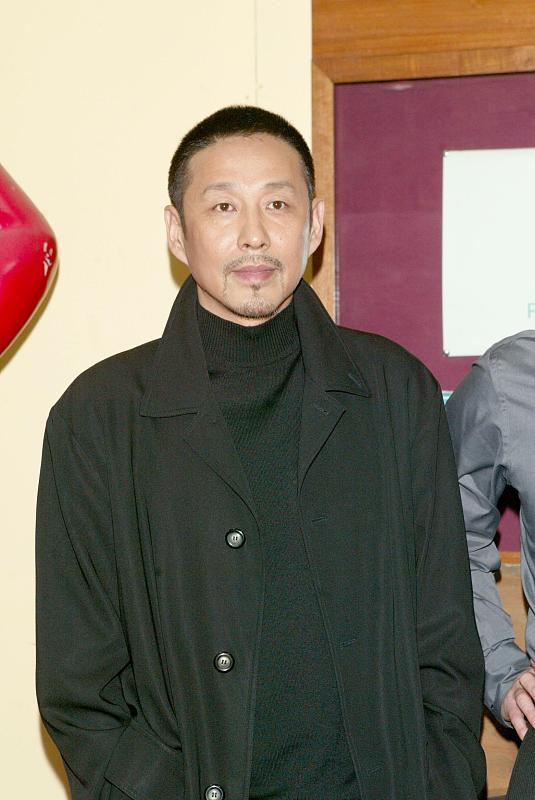 「李文亮」首部抗疫剧《在一起》在筹备中，陈道明演钟南山，谁演李文亮让网友难以抉择