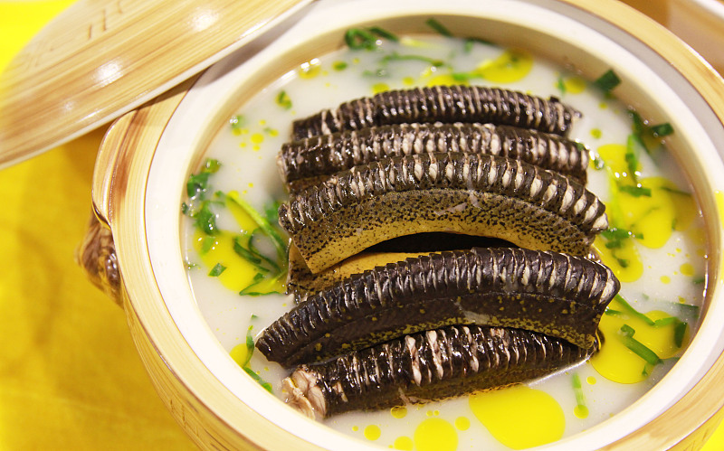 「粽子」明日端午节，这5种传统美食别忘了吃，营养寓意好，错过要等一年