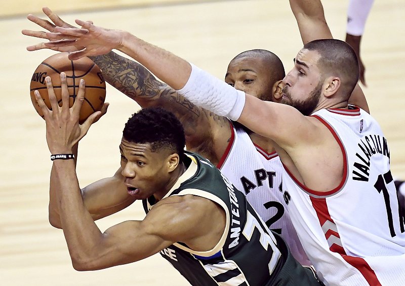 季后赛|搞笑！一到季后赛就萎靡的现役5大球星，最后这位最尴尬！