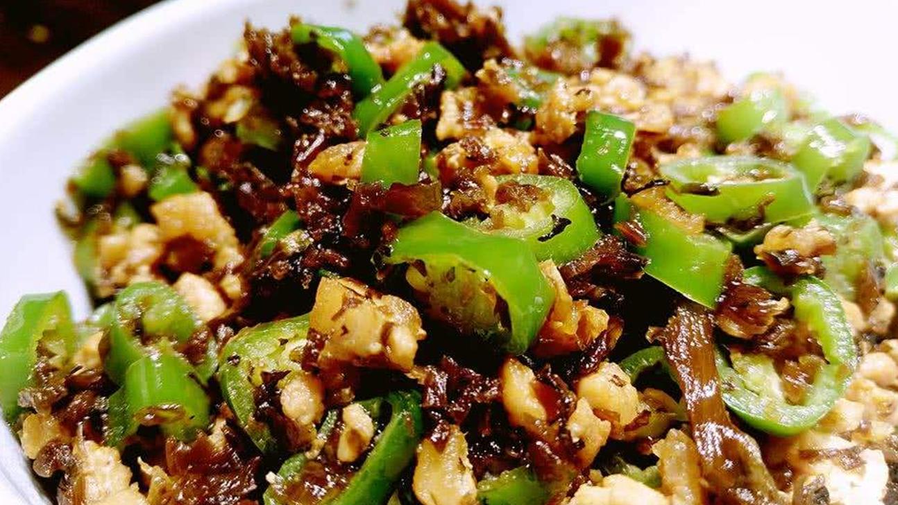 "糟菜"不仅是家常菜,也是筵席上的佐餐佳品