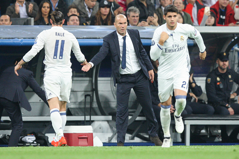 齐达内|皇马6600万旧将再离队，转会细节揭场外短板，齐祖再度显智慧