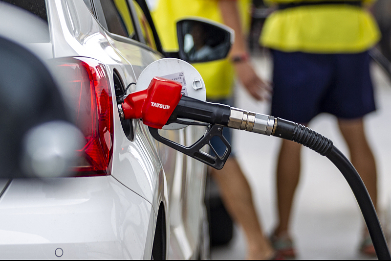 『油价』今日的油价最新消息：3月30日调整以后，全国92、95号的汽油的限价