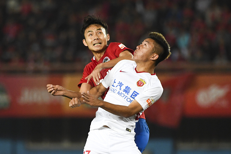 [上海上港]上港两大新星离队后找到新东家，一人已被官宣加盟，值得球迷期待