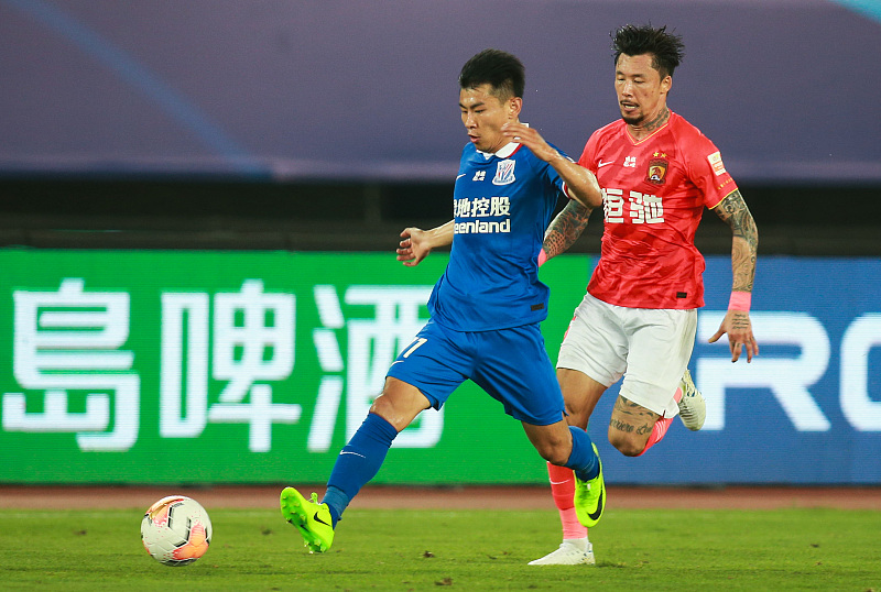 于汉超|第78分钟于汉超登场亮相，有谁注意到卡帅的动作，球迷：好教练