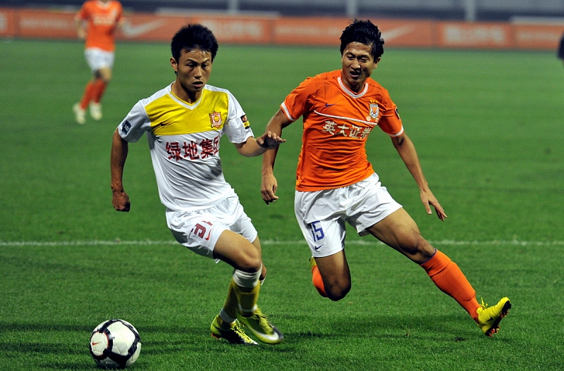 『山东鲁能』天海解散多名功勋已找到新东家，唯有他无人问津，曾是豪门名将