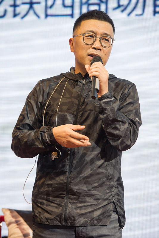 庞龙|一曲爆红的歌手庞龙