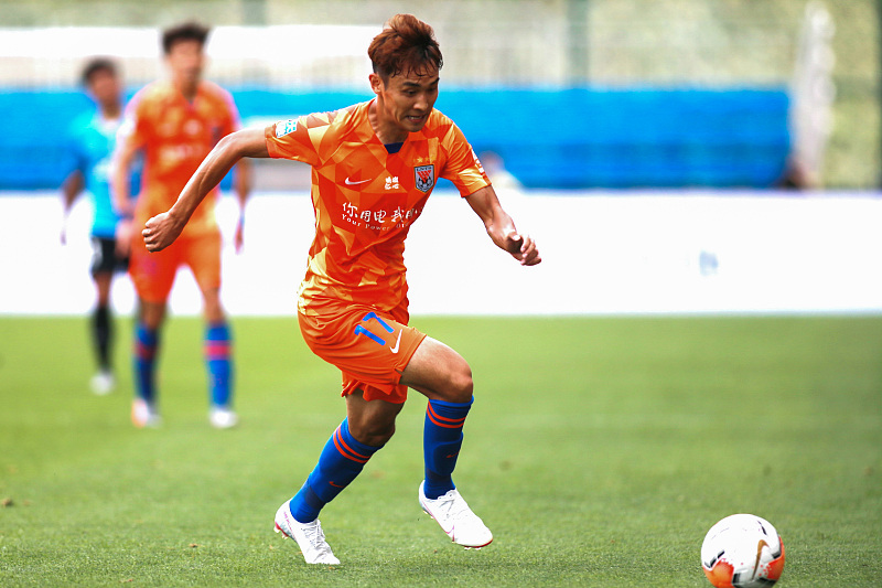 山东鲁能|扶不起!效力鲁能8年,场上表现一如既往糟糕,球迷:培养郭田雨吧