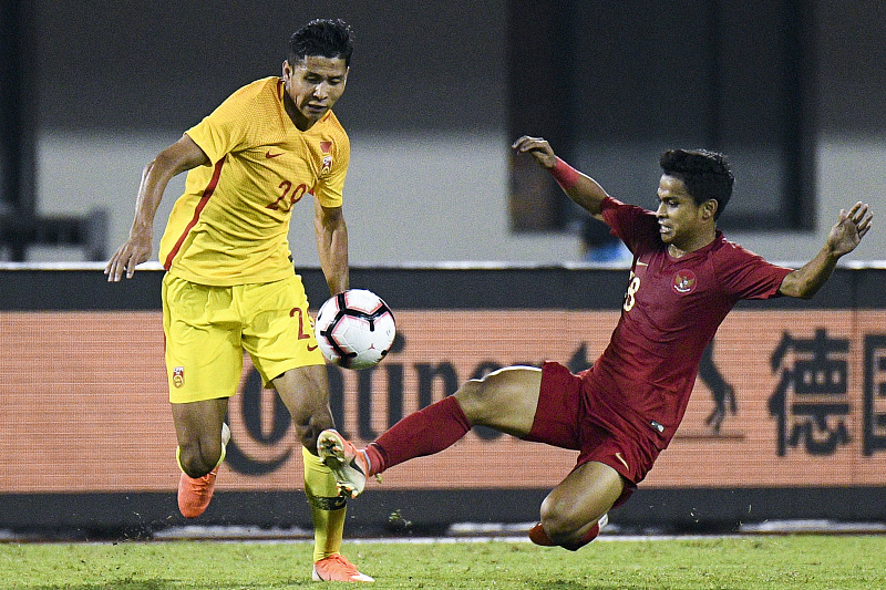 【江苏苏宁】他或将成苏宁右路新核心，曾成功盯防卡拉斯科，入选过里皮国足