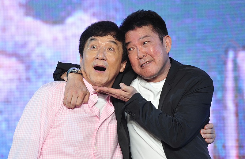 成龙|不听成龙劝告，执意翻拍《战狼2》，播出后票房仅10万，遭强制下架