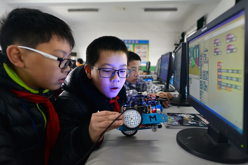 「法学」大学毕业后想从政,可考虑学习这些专业,增加上岸概率