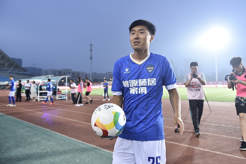 『黄海』又来新人了?黄海热身赛给球迷带来意外之喜,球队有望完成压哨签