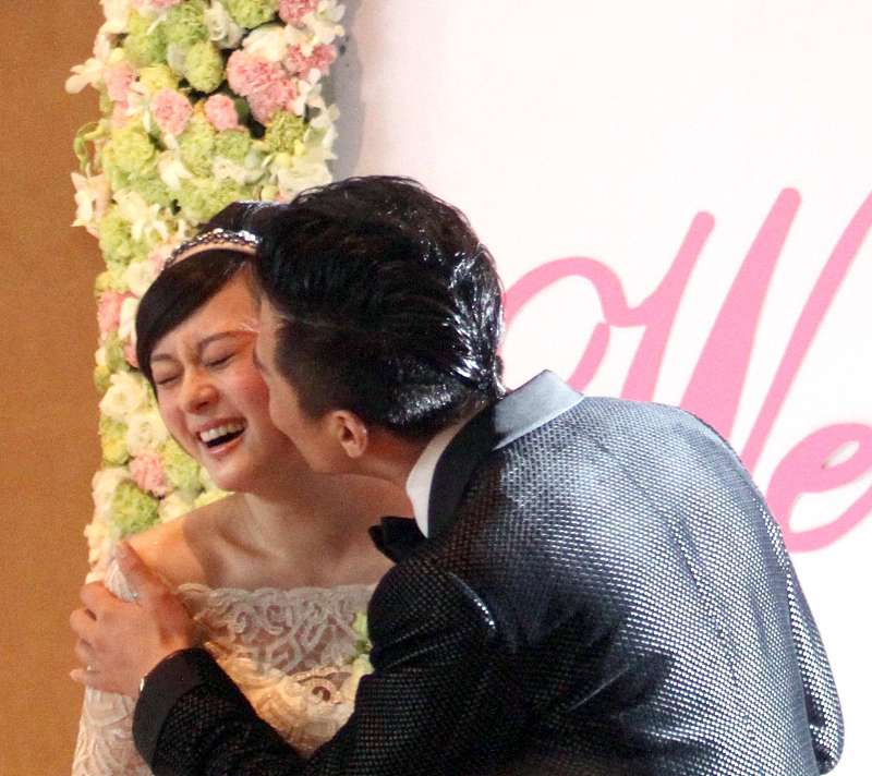 『孙俪』孙俪回应6000万片酬,三观不正引众怒: 戏子误国, 带坏青少年