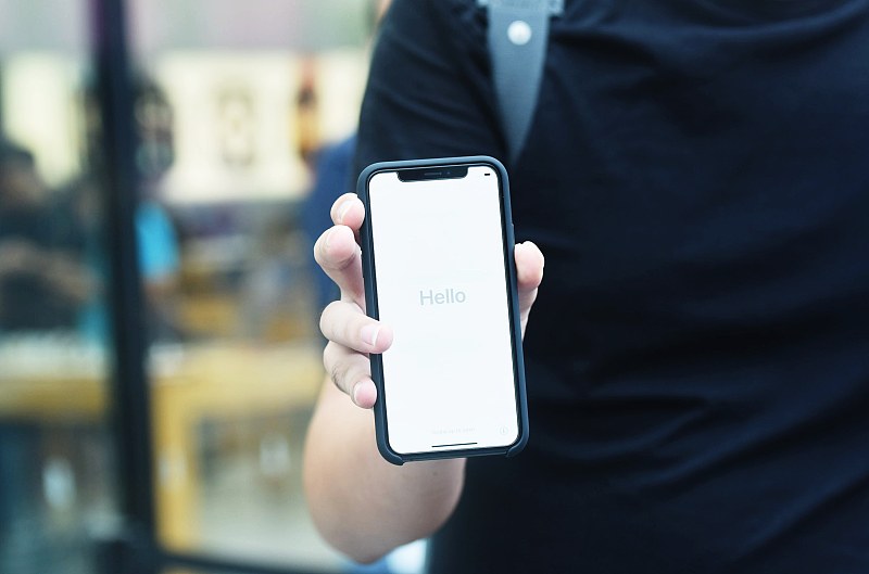 苹果|苹果手机一降价国内销量必增，是因为苹果手机确实好还是穷人多？