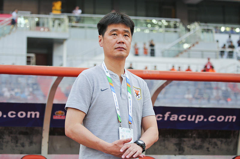 广州恒大：鲁能一招引援显示中国是文明礼仪之邦，恒大都懵了还可以这样玩