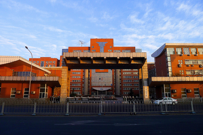 #中小学#中国最特殊的4所大学，学生毕业就是公务员，不用愁就业问题