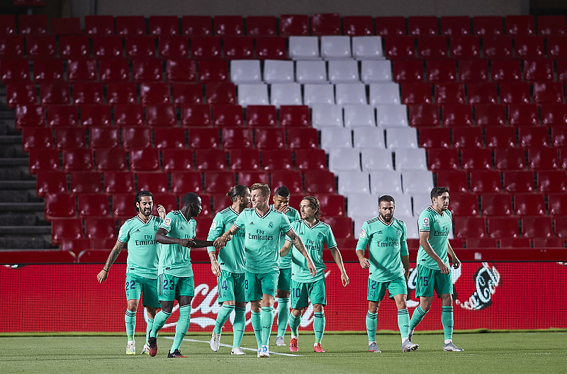 西甲|西甲冠军稳了!为了确保提前夺冠,齐达内本轮比赛招入10名前锋!