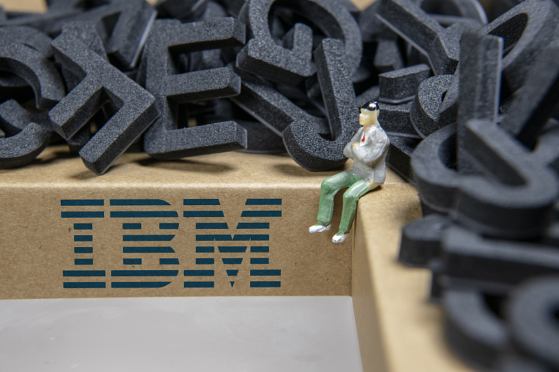 |为什么国内没有一个像样的能和Windows抗衡的操作系统呢?