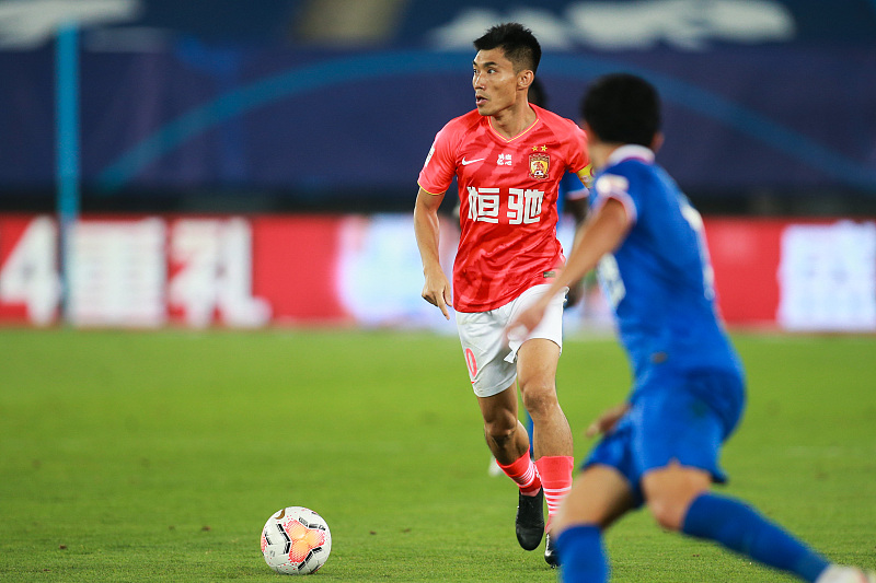 广州恒大|一举两得！新赛季恒大首战申花卡帅这一换人调整，堪称是神来之笔