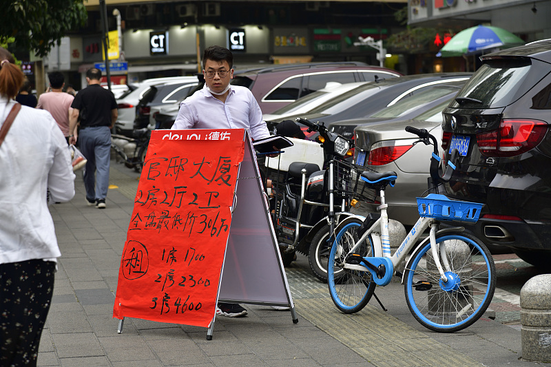 军工板块|大公司为什么纷纷搬离中国?曹德旺:因为年轻人宁愿送外卖,也不去工厂!
